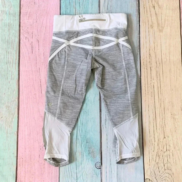 Lululemon capri pants - Picture 10 of 10